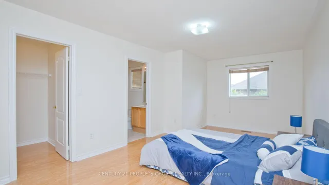 Additional image 26 of 74 EASTVIEW Gate