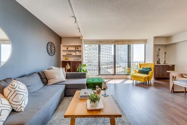 Additional image 10 of 33 Harbour Sq Unit 1032