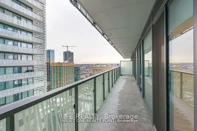 Additional image 24 of 50 Charles St Unit 3407