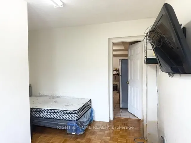 Additional image 11 of 665 Ossington Ave