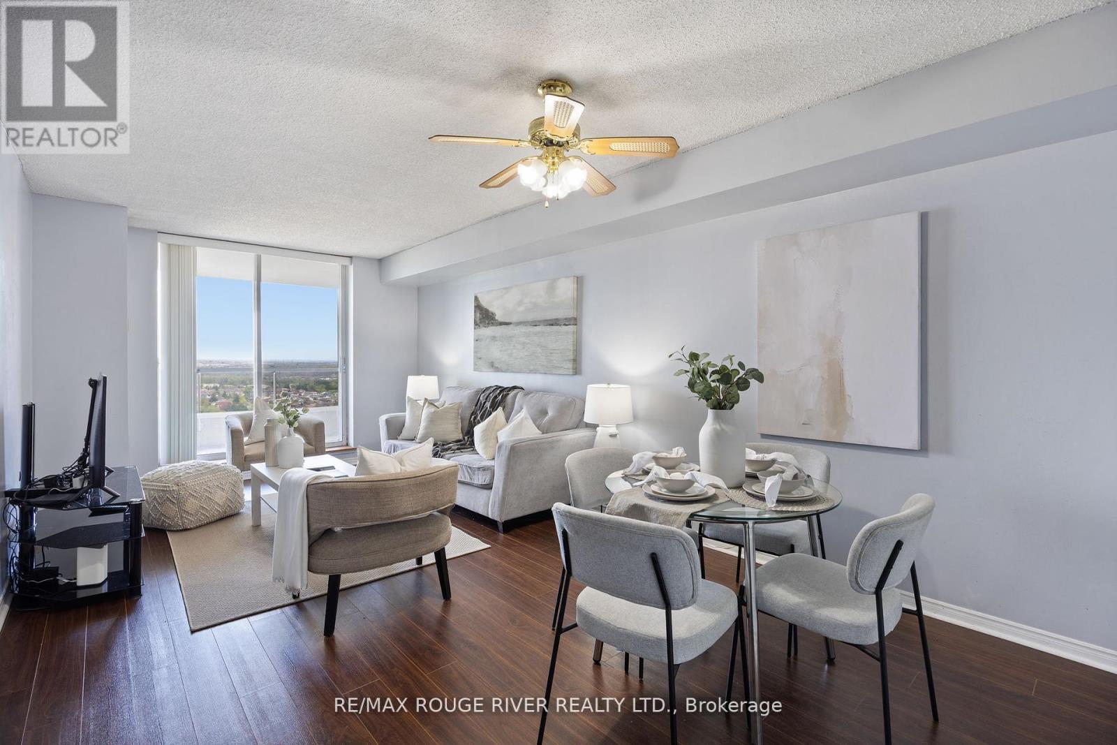 1804 - 400 MCLEVIN AVENUE|Toronto (Malvern), Ontario M1B5J4