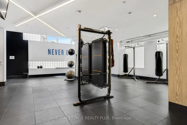 Additional image 19 of 55 Duke St Unit 233