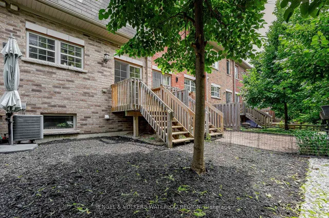 Additional image 44 of 199 St Leger St