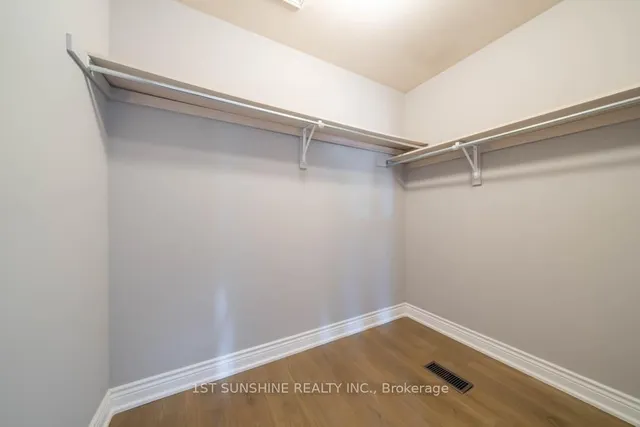 Additional image 17 of 4 Cabriolet Cres