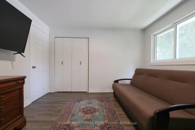 Additional image 22 of 626 Cape Ave