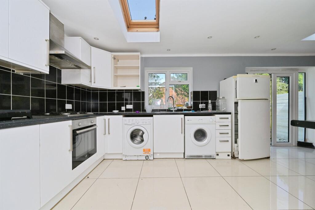 Additional image 17 of Harpenden Road, St. Albans