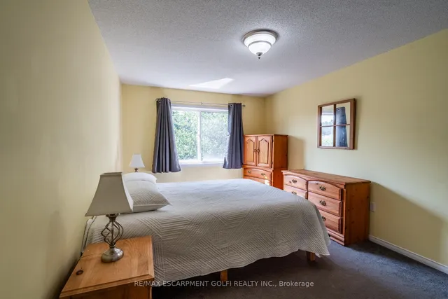 Additional image 18 of 1380 Treeland St