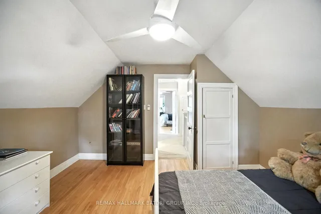 Additional image 25 of 33 Burnaby Blvd