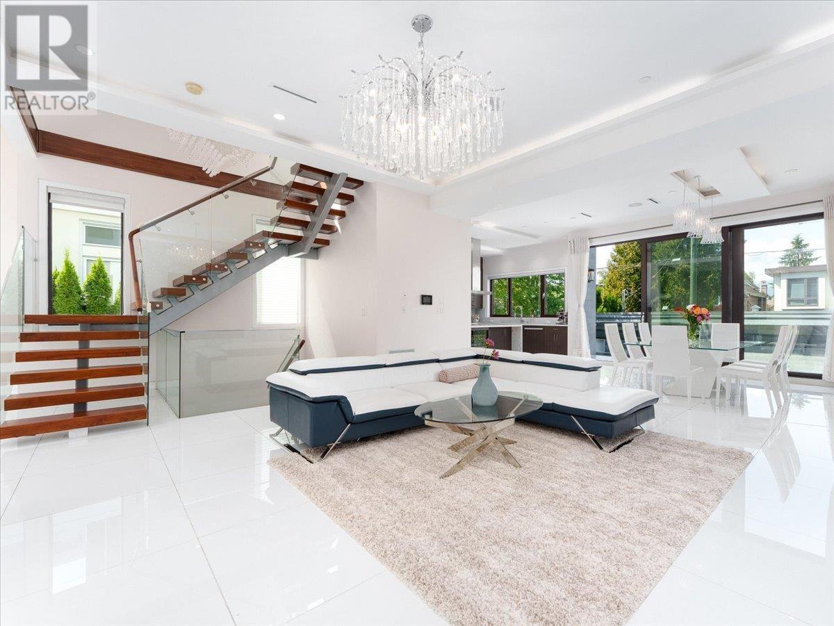 Primary image of 3011 W 27TH AVENUE|Vancouver, British Columbia V6L1W6