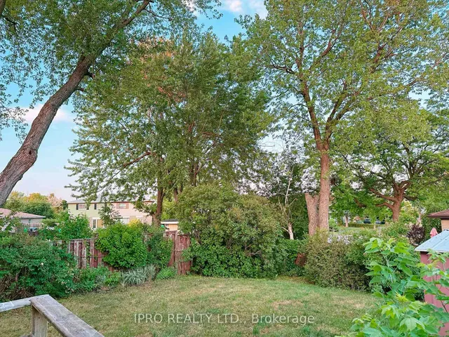 Additional image 19 of 92 Forsythia Rd