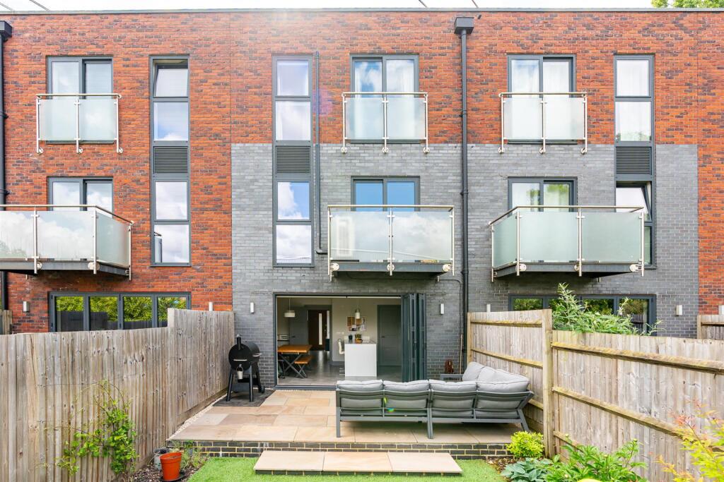 Groom Place, Welwyn Garden City