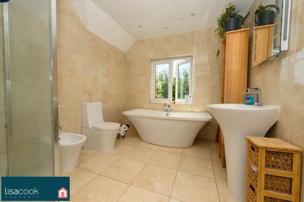 Additional image 16 of Radlett Road, Frogmore, AL2