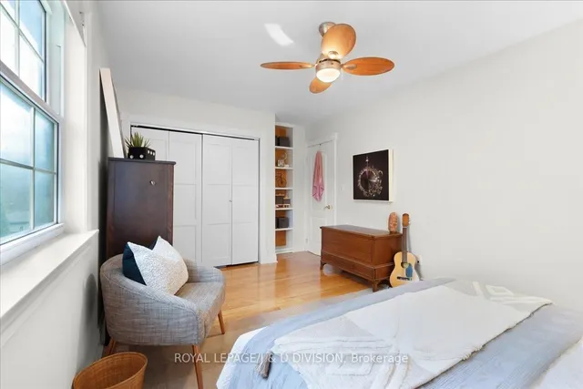 Additional image 27 of 43 Allister Ave