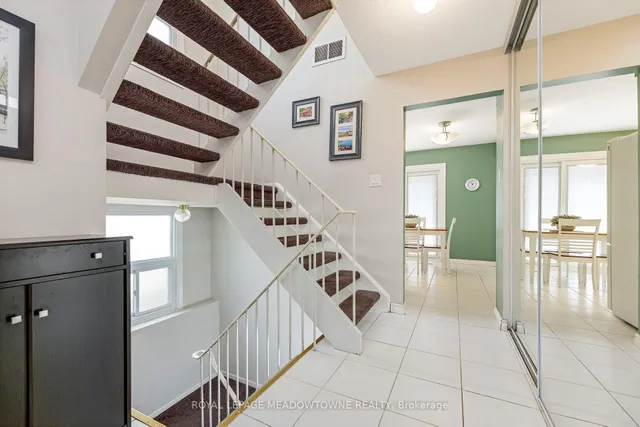 Additional image 2 of 13 Blueridge Sq