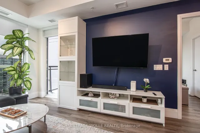 Additional image 14 of 1601 Charles St Unit 1601