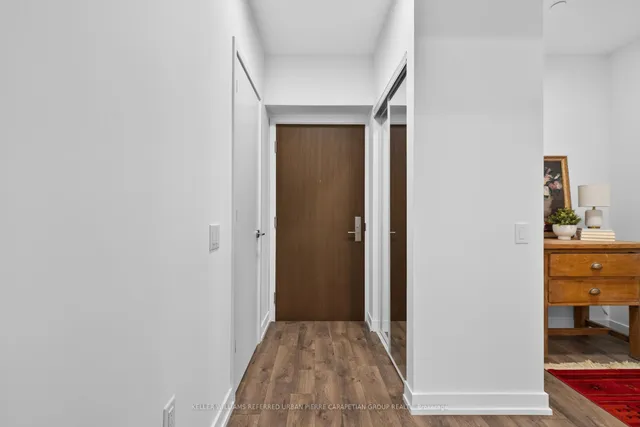 Additional image 6 of 39 Roehampton Ave Unit 408