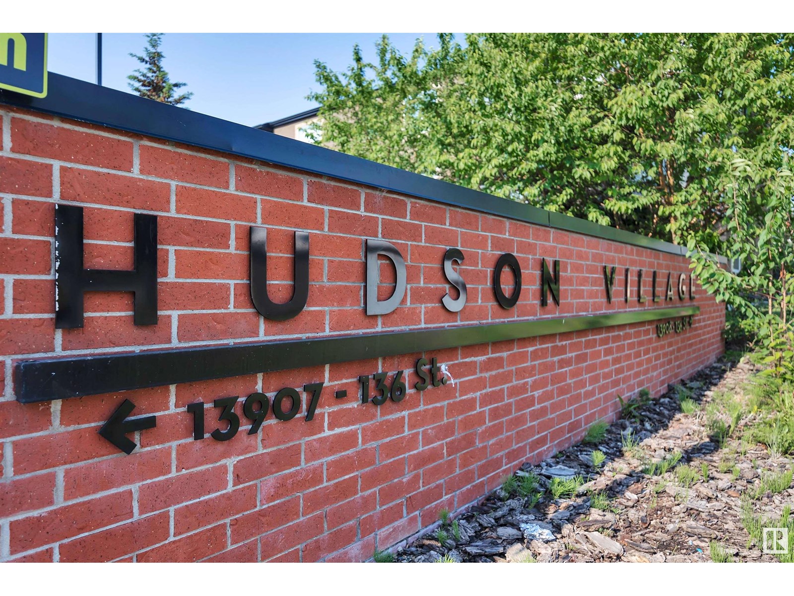 #110 13907 136 ST NW NW|Edmonton, Alberta T6V1Y5