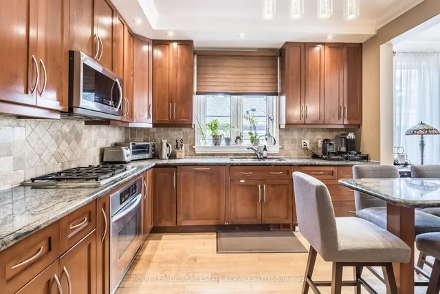 Additional image 21 of 26 Prennan Ave