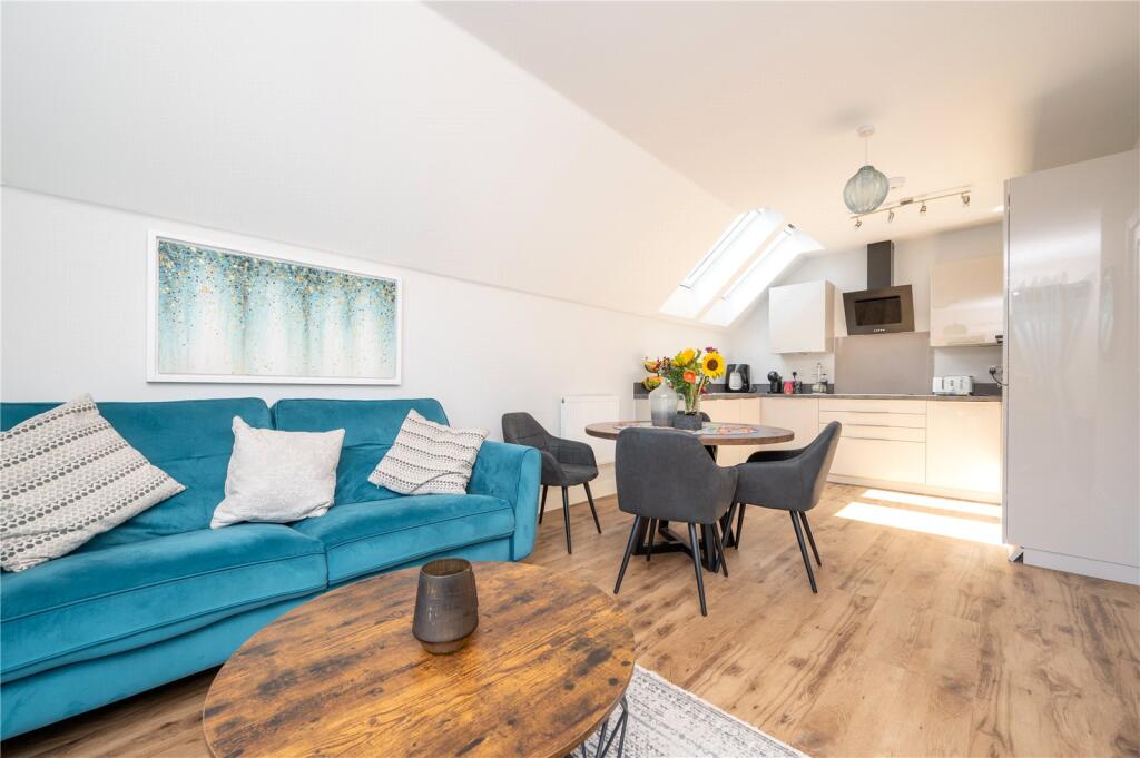 Additional image 4 of Wain Close, St. Albans, Hertfordshire