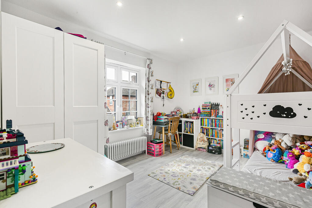 Additional image 18 of The Valley Green, Welwyn Garden City, Hertfordshire, AL8