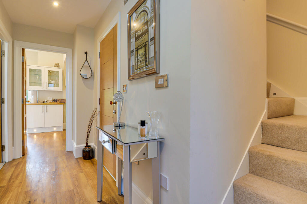 Additional image 6 of Avenue Road, St. Albans, AL1