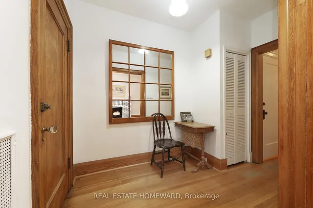 Additional image 5 of 756 Coxwell Ave