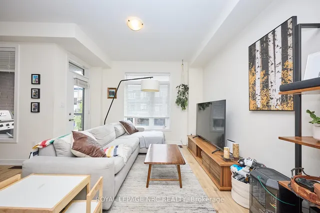 Additional image 10 of 590 North Service Rd Unit 105