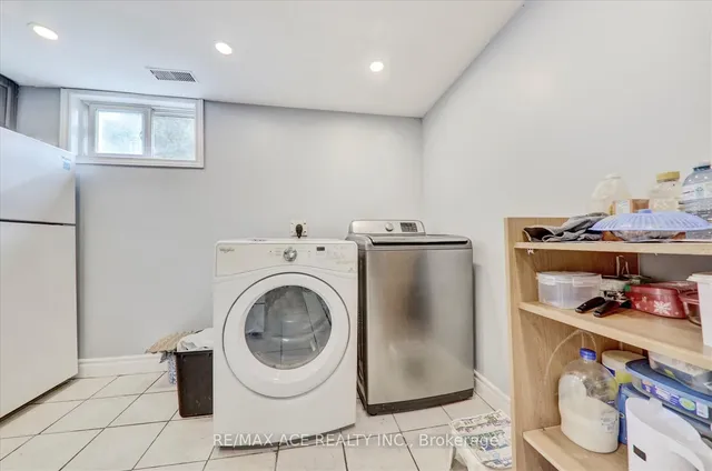 Additional image 24 of 10 Blakemanor Blvd