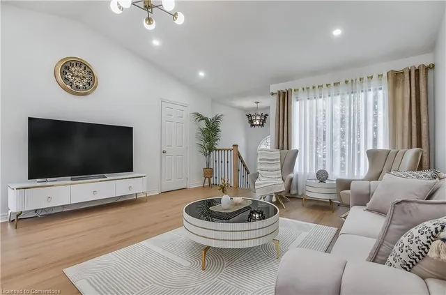 Additional image 10 of 95 General Dr