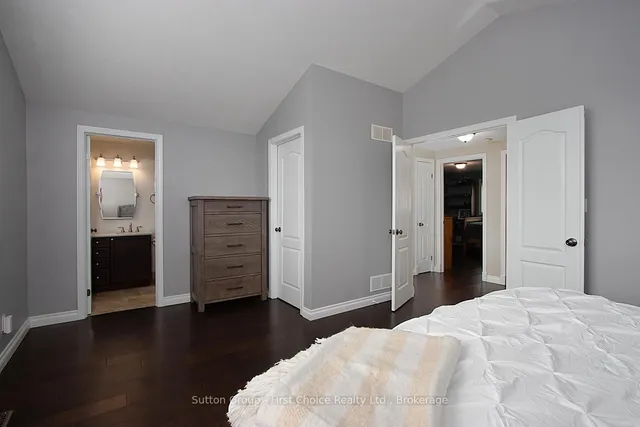 Additional image 22 of 293 Huck Cres