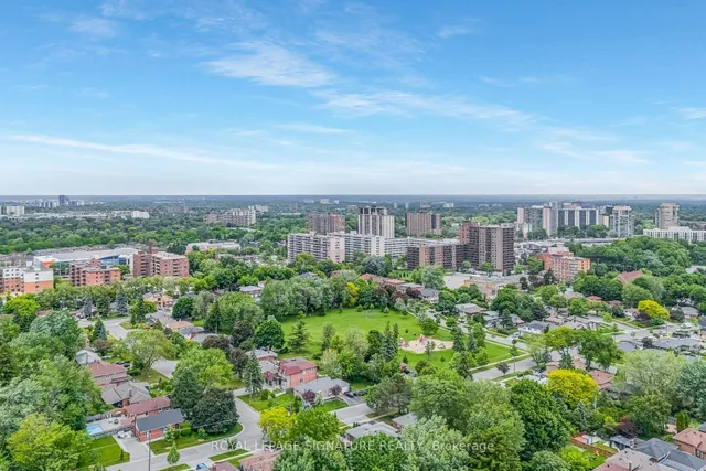 Additional image 43 of 28 Greendowns Dr