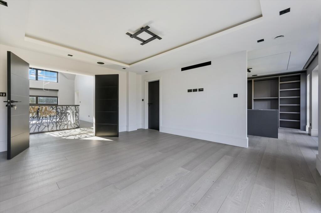 Additional image 38 of Brookmans Avenue, Brookmans Park, Hatfield, Hertfordshire, AL9