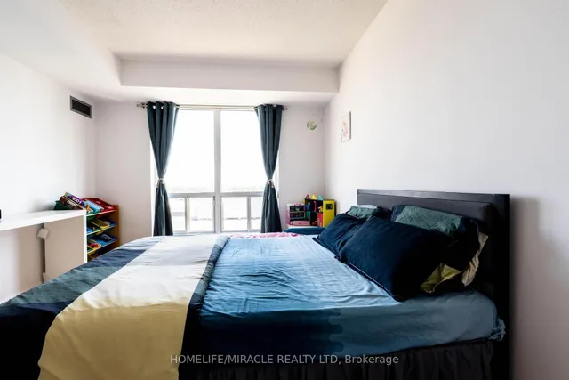 Additional image 18 of 1 Lee Centre Dr Unit 1506