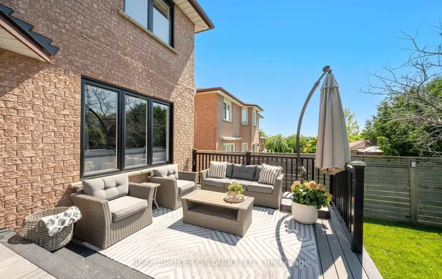 Additional image 48 of 4231 Highgate Cres