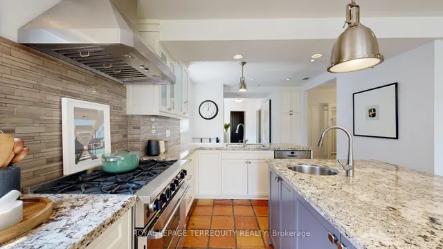 Additional image 18 of 65 Burnhamthorpe Cres