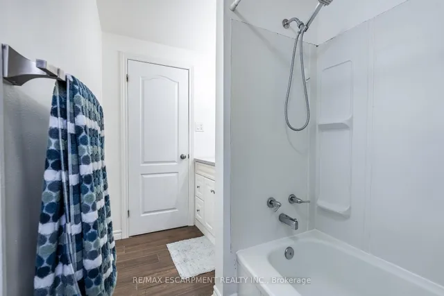 Additional image 22 of 1350 Limeridge Rd Unit 42