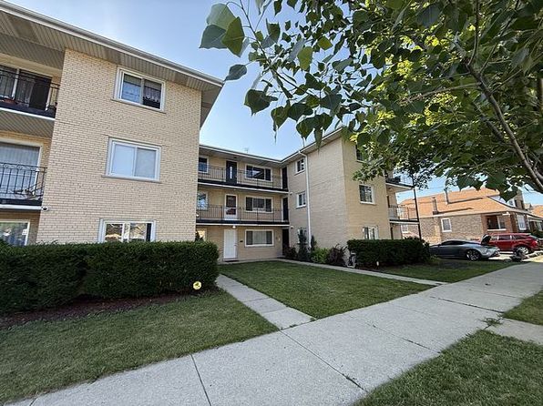 5925 W Montrose Ave APT 3C, Chicago, IL 60634