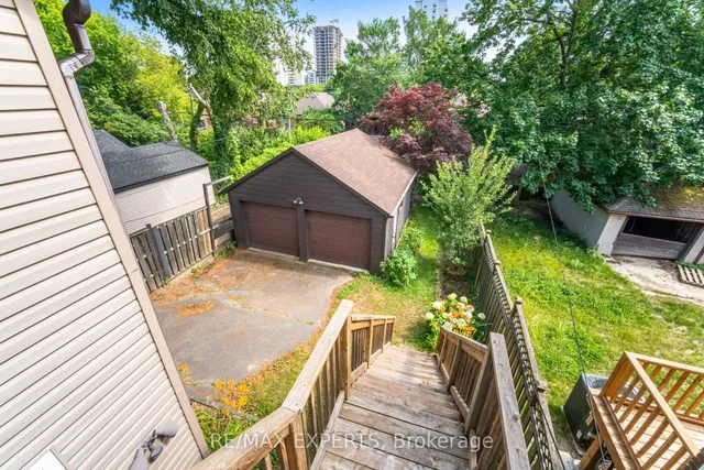 Additional image 49 of 121 Belsize Dr