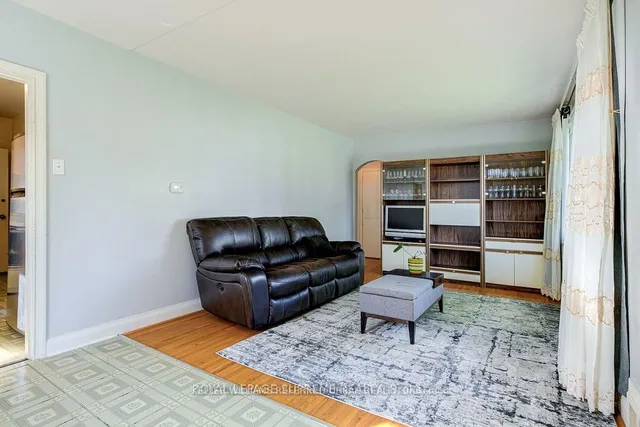 Additional image 3 of 74 Roberta Dr