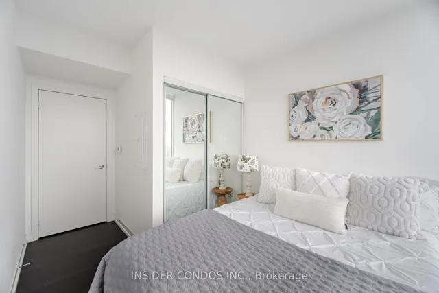 Additional image 26 of 85 Wood St Unit 4016