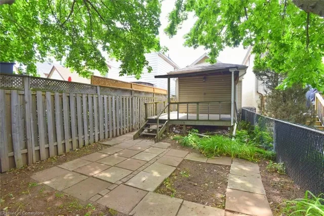 Additional image 32 of 29 Mayflower Ave