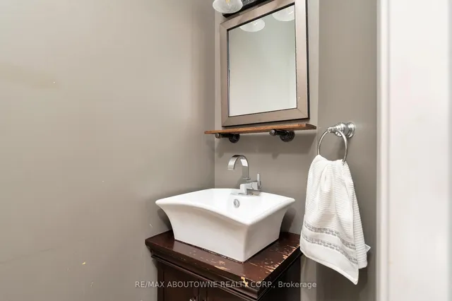 Additional image 12 of 42 Pearwood Crt