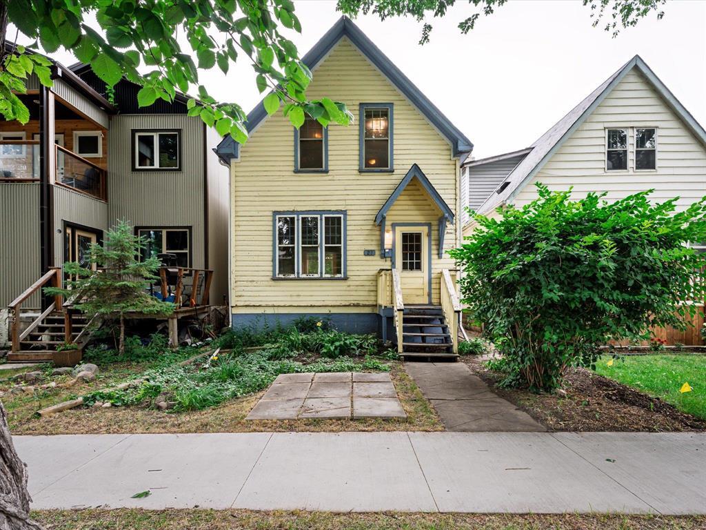 27 Morley Avenue|Winnipeg, Manitoba R3L0X4