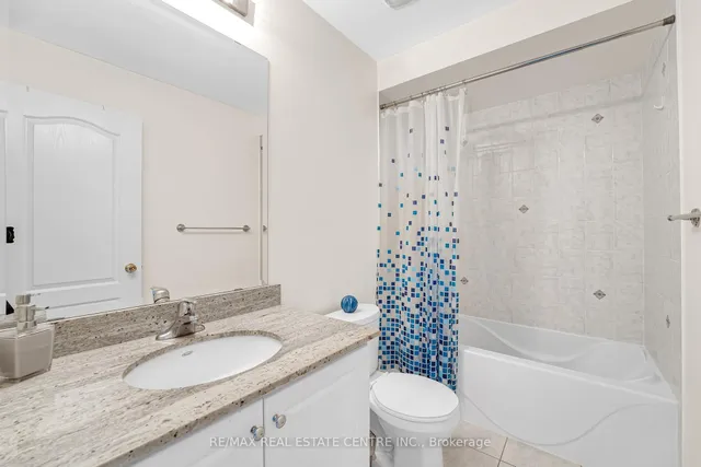 Additional image 34 of 18 Kawana Rd