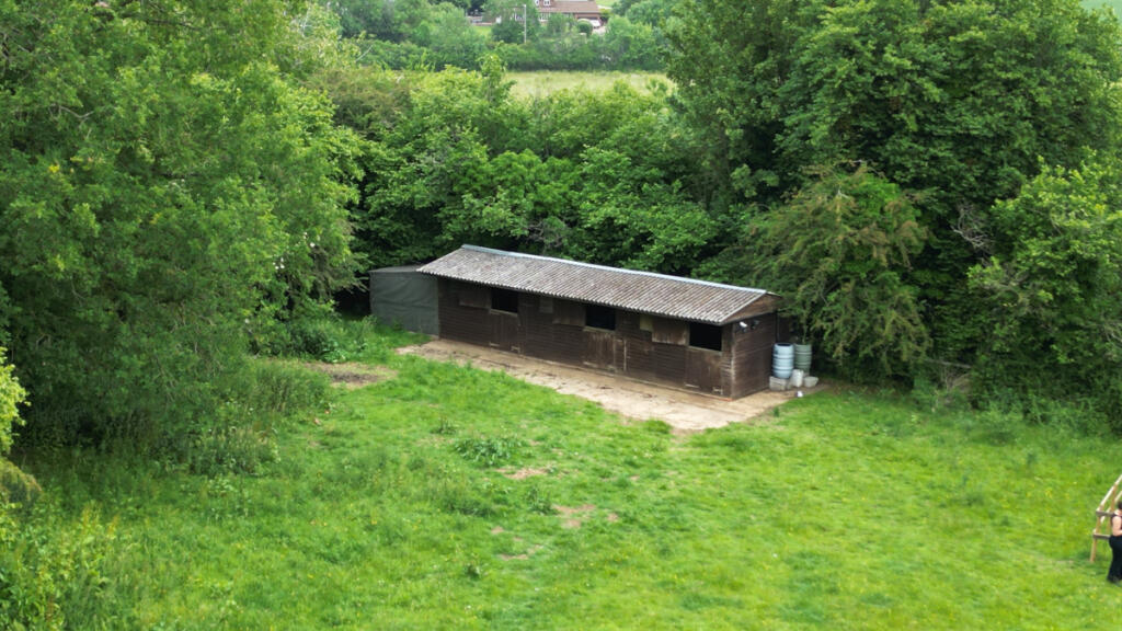 Additional image 10 of Hollybush Lane, Flamstead, AL3 8