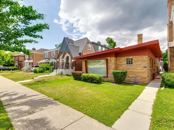 6122 N Central Park Ave, Chicago, IL 60659