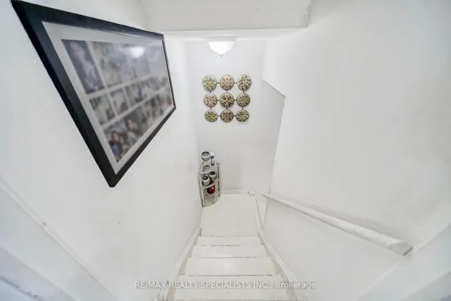 Additional image 32 of 1 Craigleigh Cres