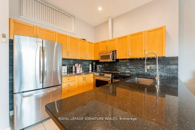 Additional image 13 of 700 King St Unit 801