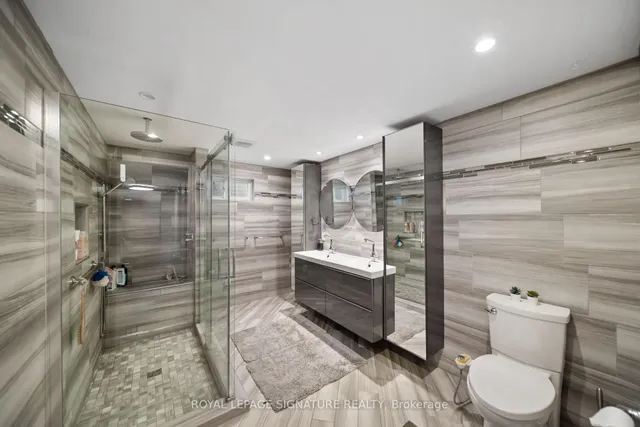 Additional image 17 of 40 Queenslea Dr