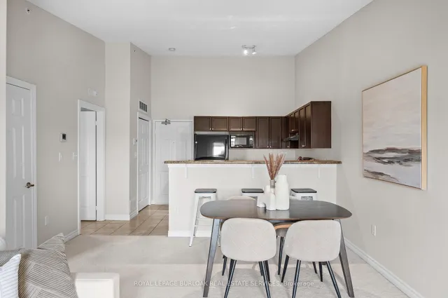 Additional image 16 of 1370 Main St Unit 409